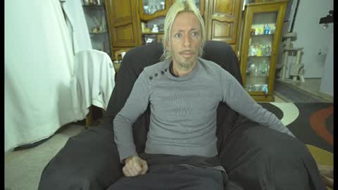 jeff online show from December 31, 9:28 pm