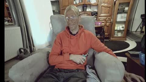 jeff online show from October 1, 6:19 am