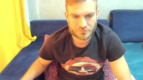 10in_deluxe online show from February 26, 6:47 am