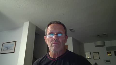 Snapshot of 13glanmorfa chatting on January 6, 4:04 am 13glanmorfa online show from January 6, 4:04 am