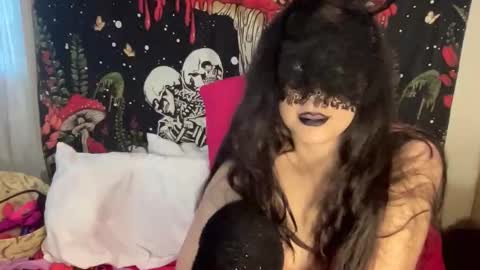 Snapshot of 1800asyouwish chatting on December 13, 8:36 pm 1800asyouwish online show from December 13, 8:36 pm