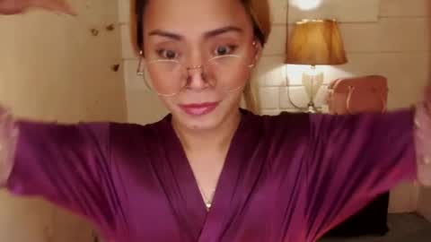 angel online show from December 6, 1:51 am