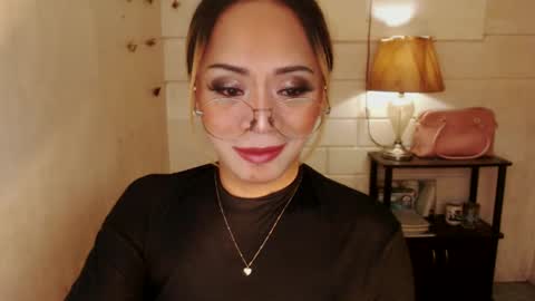 angel online show from December 17, 6:09 pm