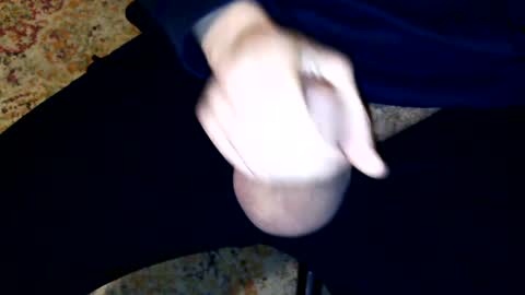 i erupt if you suck ur nipples 4 me and look at the camera while watching me online show from January 26, 2:08 pm