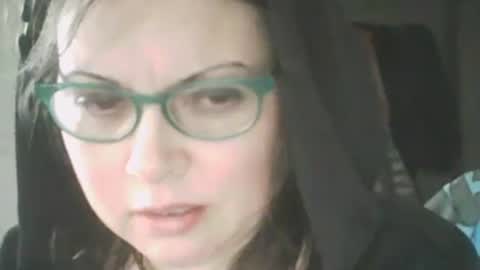 Deluxepussy online show from February 4, 9:49 am