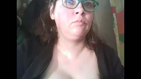 Deluxepussy online show from February 19, 12:57 am