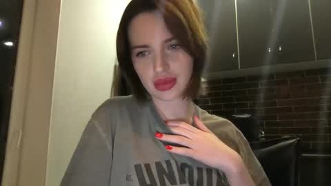 DOVE online show from December 17, 3:06 pm