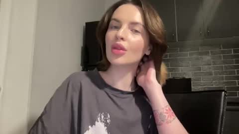 DOVE online show from March 12, 7:59 pm