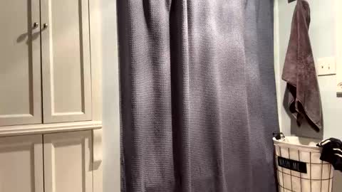 1hunglo412 online show from September 30, 2:16 am