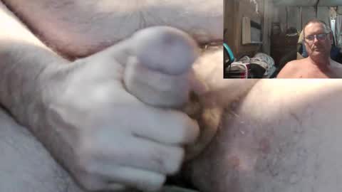 Snapshot of 1isallineed chatting on December 1, 1:21 am Pussy Slayer online show from December 1, 1:21 am