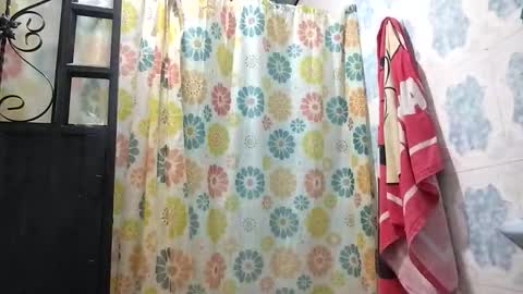 Snapshot of 1kandylove chatting on November 11, 12:43 am 1kandylove online show from November 11, 12:43 am