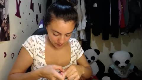 Snapshot of 1kandylove chatting on November 21, 11:14 pm 1kandylove online show from November 21, 11:14 pm