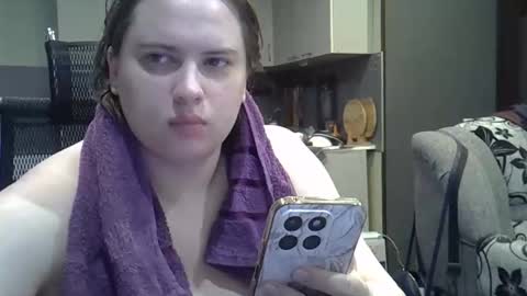 Snapshot of 1lindsey1 chatting on September 13, 6:35 am 1LINDSEY1 online show from September 13, 6:35 am