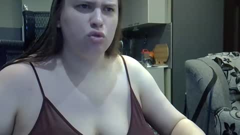 Snapshot of 1lindsey1 chatting on September 18, 2:52 pm 1LINDSEY1 online show from September 18, 2:52 pm