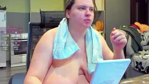 Snapshot of 1lindsey1 chatting on September 27, 2:05 am 1LINDSEY1 online show from September 27, 2:05 am