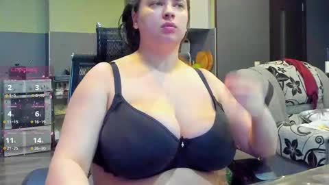 Snapshot of 1lindsey1 chatting on October 7, 7:44 pm 1LINDSEY1 online show from October 7, 7:44 pm