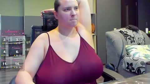 Snapshot of 1lindsey1 chatting on November 12, 5:57 pm 1LINDSEY1 online show from November 12, 5:57 pm