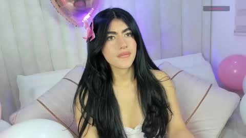 Snapshot of 1m_emily chatting on October 30, 12:12 am . online show from October 30, 12:12 am