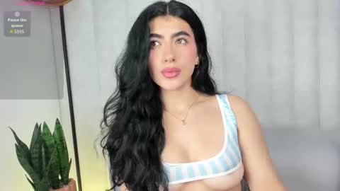 Snapshot of 1m_emily chatting on November 24, 9:03 pm . online show from November 24, 9:03 pm