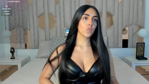 Snapshot of 1m_valery chatting on December 2, 12:40 pm Valery online show from December 2, 12:40 pm