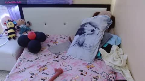 paola online show from March 1, 9:37 pm