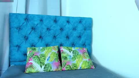 1Threestar online show from September 13, 11:54 am