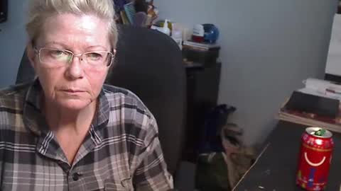 Snapshot of 1xtrahornyone chatting on December 27, 4:32 pm Susan online show from December 27, 4:32 pm