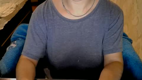 1your_hot_girls online show from February 16, 6:43 pm