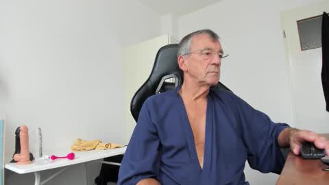 Henk online show from October 16, 10:27 am