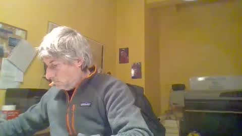 Snapshot of 22esserre chatting on December 10, 3:44 pm 22esserre online show from December 10, 3:44 pm