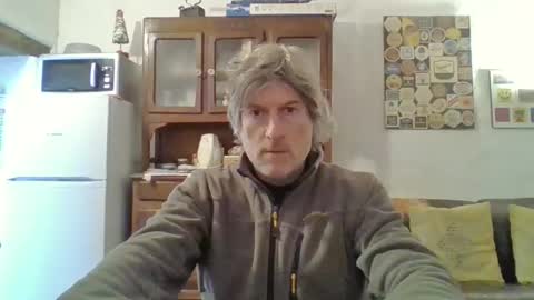 Snapshot of 22esserre chatting on February 7, 11:45 am 22esserre online show from February 7, 11:45 am