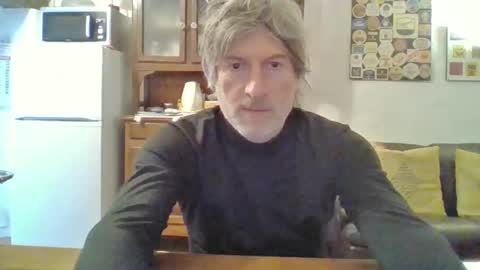 Snapshot of 22esserre chatting on February 7, 3:19 pm 22esserre online show from February 7, 3:19 pm