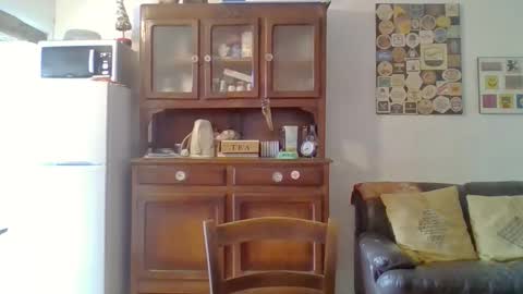 Snapshot of 22esserre chatting on September 15, 11:43 am 22esserre online show from September 15, 11:43 am