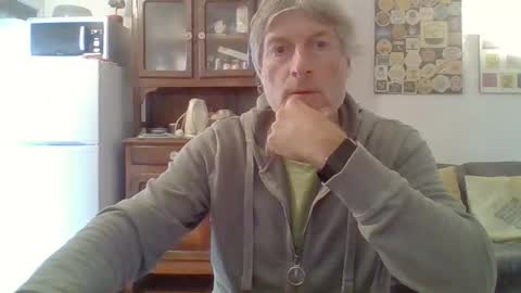 Snapshot of 22esserre chatting on October 2, 11:39 am 22esserre online show from October 2, 11:39 am