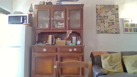 Snapshot of 22esserre chatting on November 13, 12:48 pm 22esserre online show from November 13, 12:48 pm