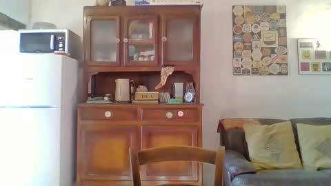 Snapshot of 22esserre chatting on December 18, 12:22 pm 22esserre online show from December 18, 12:22 pm