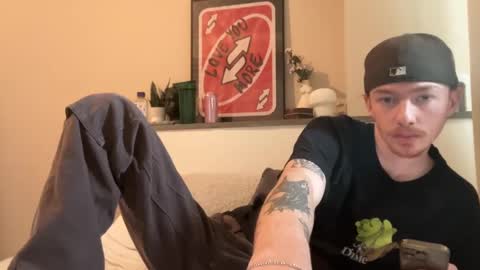 26sneakers online show from December 7, 8:05 pm