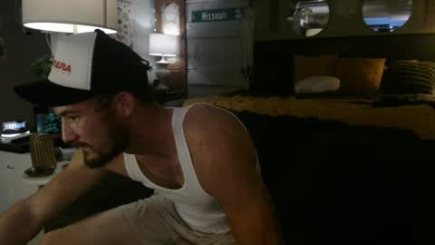 Snapshot of 2hungrichards23 chatting on September 16, 6:47 am 2hungrichards23 online show from September 16, 6:47 am