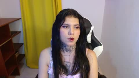 erika online show from October 31, 10:44 pm