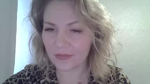 Snapshot of 3susie chatting on September 19, 7:54 am 3susie online show from September 19, 7:54 am