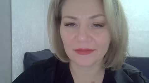 Snapshot of 3susie chatting on October 15, 8:14 am 3susie online show from October 15, 8:14 am