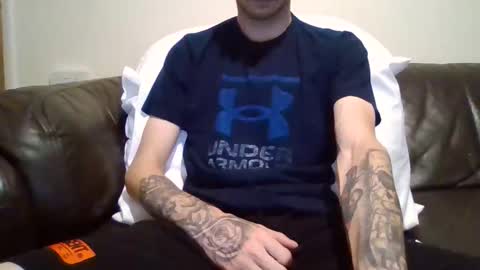 420feetloverr420 online show from September 17, 11:50 pm