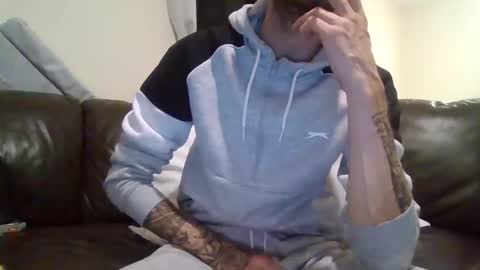 420feetloverr420 online show from October 17, 11:07 pm