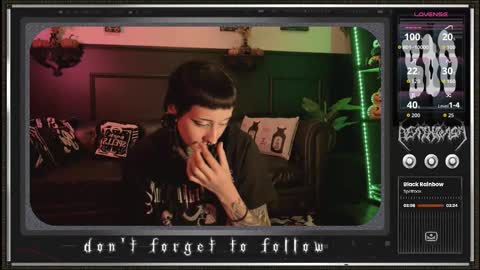 Juune online show from September 25, 6:11 pm