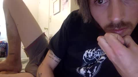 Snapshot of 69j0hndo chatting on December 24, 6:06 pm FUCKR online show from December 24, 6:06 pm