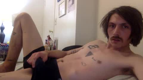 Snapshot of 69j0hndo chatting on December 25, 8:39 pm FUCKR online show from December 25, 8:39 pm