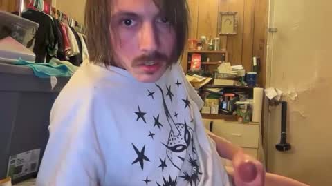 Snapshot of 69j0hndo chatting on February 26, 12:49 am FUCKR online show from February 26, 12:49 am