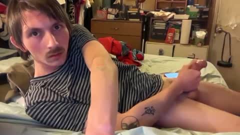 Snapshot of 69j0hndo chatting on March 7, 12:37 am FUCKR online show from March 7, 12:37 am