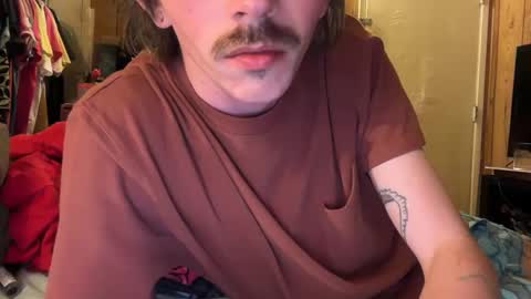 Snapshot of 69j0hndo chatting on March 8, 11:27 am FUCKR online show from March 8, 11:27 am