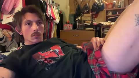 Snapshot of 69j0hndo chatting on March 12, 10:26 am FUCKR online show from March 12, 10:26 am